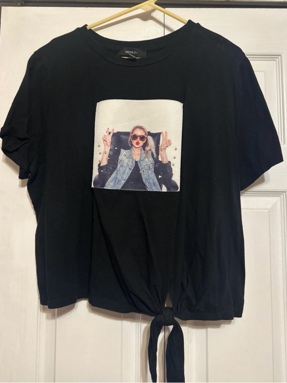 Forever 21 Black Short Sleeve Tie-Front Tee with Photo Block